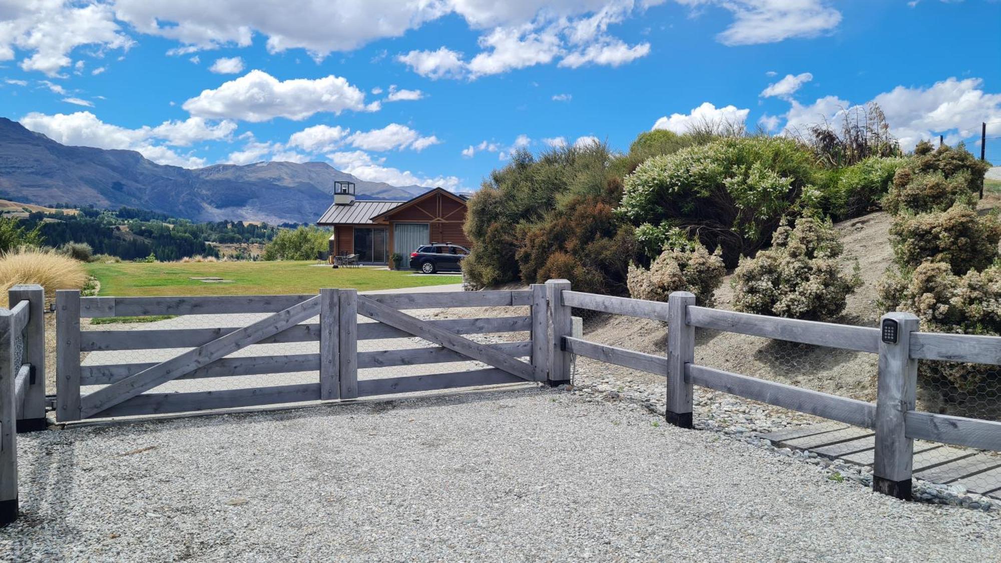 Tucker Beach Private Exclusive Retreat Queenstown Exterior photo