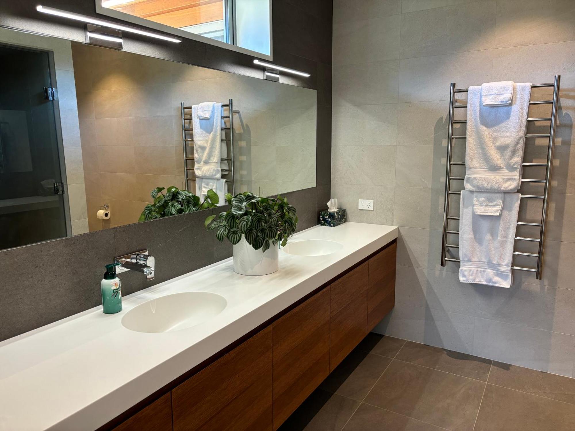 Tucker Beach Private Exclusive Retreat Queenstown Room photo
